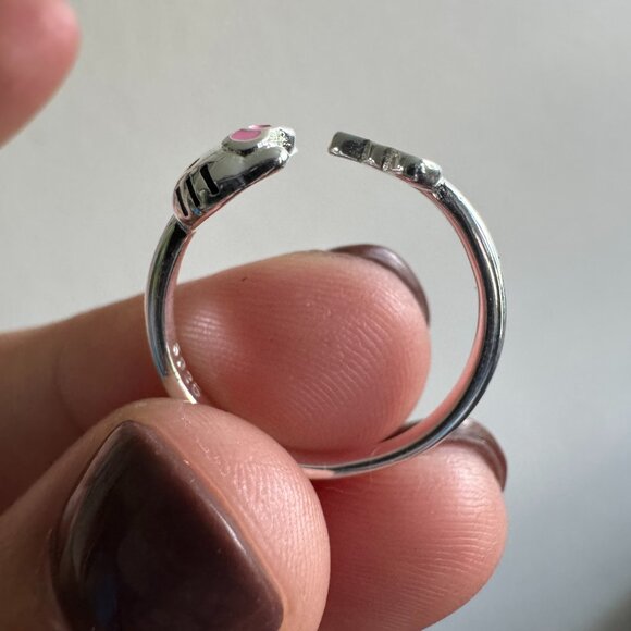 925 Sterling Silver Hello Kitty Adjustable Ring - Picture 8 of 9